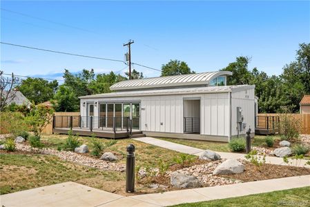 New construction Single-Family house 1957 Blackhawk St, Aurora, CO 80011 - image