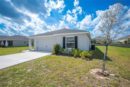 The Lakes by Highland Homes of Florida in Lake Alfred - photo 8 8