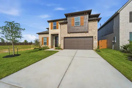 New construction Single-Family house 2302 Sereno Shores Dr, Texas City, TX 77568 - image