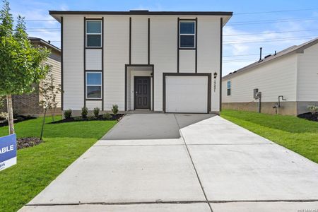 New construction Single-Family house 15521 Laughing Owl, San Antonio, TX 78253 plan The Commerce - image