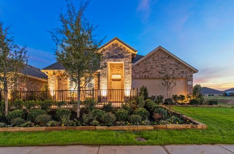 New construction Single-Family house 1313 Madeline Lane, Krum, TX 76249 - photo 0