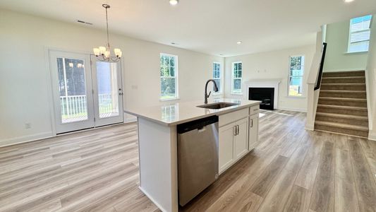 New construction Single-Family house 313 Winding Creek Dr, Lillington, NC 27546 Malbec- photo 14 14