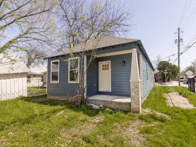 New construction Single-Family house 2801 Twyman Ave, Dallas, TX 75215 - image