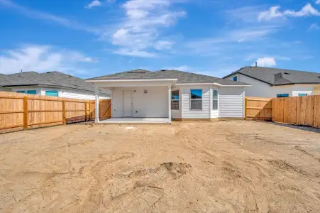 New construction Single-Family house 13515 Playa Ave, San Antonio, TX 78073 plan Cameron - image 4