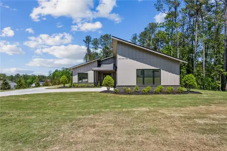 New construction Single-Family house 193 Laura Lake Rd, Marietta, GA 30066 - image
