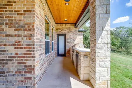 New construction Single-Family house 304 Red Roan Rd, Weatherford, TX 76087 - image