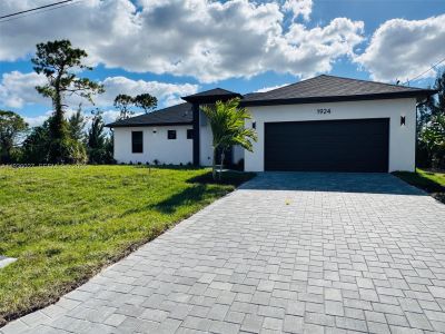 New construction Single-Family house 1924 Ne 14Th Pl, Cape Coral, FL 33909 - image