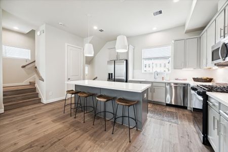 New construction Single-Family house 3911 Willowbend Pt, Houston, TX 77025 - image 11