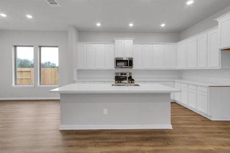 New construction Single-Family house 149 Angelina Trl, Mont Belvieu, TX 77535 plan Mallorca - image 16