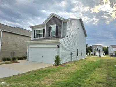 New construction Single-Family house 272 Bruce Dr, Dunn, NC 28334 - image