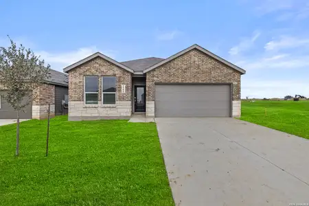 New construction Single-Family house 1906 Wood Warbler, New Braunfels, TX 78130 plan Clearwater - image