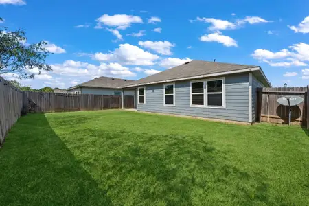 New construction Single-Family house 796 Westpointe Dr, Dayton, TX 77535 - image