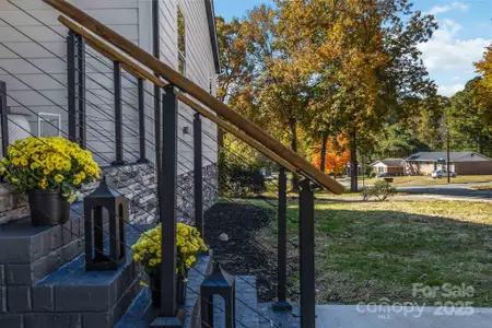 New construction Single-Family house 3008 Cricketeer Dr, Charlotte, NC 28216 - image