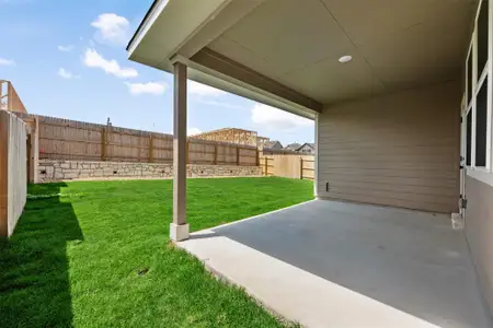 New construction Single-Family house 102 Brislecone Pass, Hutto, TX 78634 plan Brodie - image