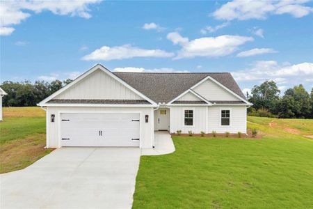 New construction Single-Family house 653 Racetrack Rd, Toccoa, GA 30577 - image