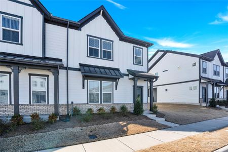 New construction Townhouse house 9131 Nw Harwen Ln Ne, Unit 32, Harrisburg, NC 28075 null- photo 0