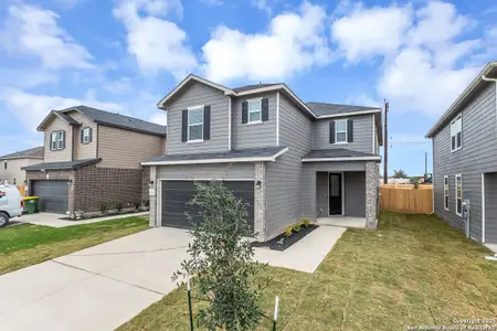 New construction Single-Family house 7715 Rock Wren Fall, San Antonio, TX 78253 - image