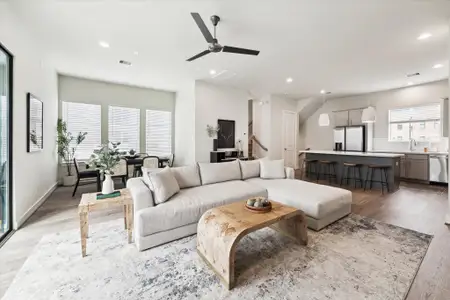 New construction Single-Family house 3911 Willowbend Pt, Houston, TX 77025 - image 3