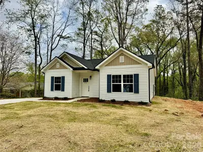 New construction Single-Family house 818 Pine Hill Dr, Granite Quarry, NC 28146 - image
