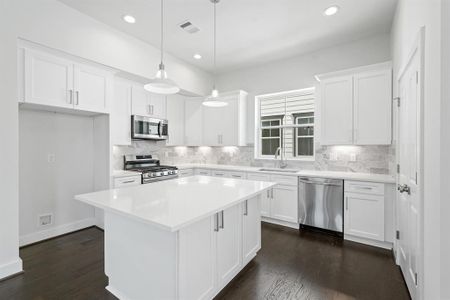 Commons at Ella Forest by Oracle City Homes in Houston - photo 17 17