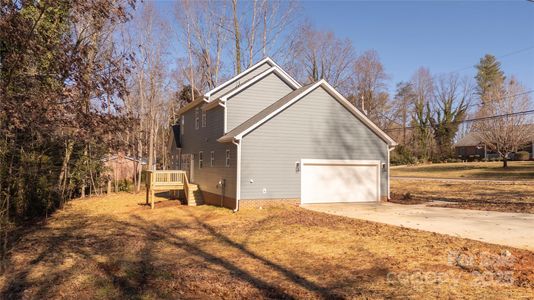 New construction Single-Family house 1326 Brentwood Dr, Newton, NC 28658 - image