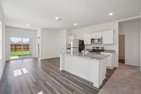 New construction Single-Family house 15306 Shady Crest Ct, Cut and Shoot, TX 77303 plan Odyssey - image 8