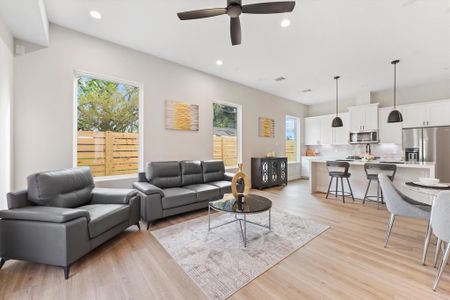 New construction Single-Family house 2131 Blalock Rd, Unit G, Houston, TX 77080 - image 11