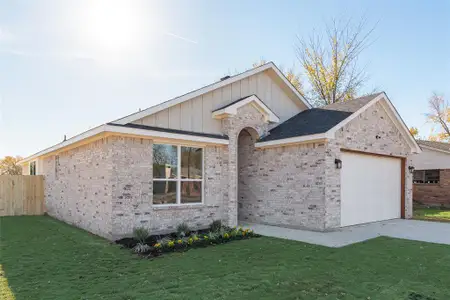 New construction Single-Family house 530 Elm St, Forney, TX 75126 - image