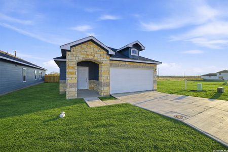 New construction Single-Family house 8528 Frostwood Hts, San Antonio, TX 78263 plan Maple - image