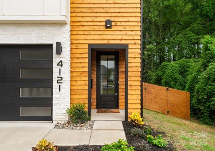 New construction Townhouse house 4121 Sarah Dr, Charlotte, NC 28217 - image