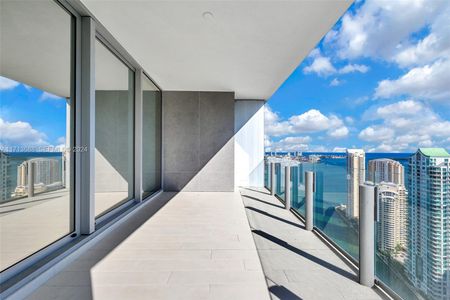 New construction Condo house 300 Biscayne Blvd, Unit 4303, Miami, FL 33131 - image