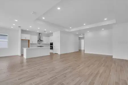 New construction Single-Family house 2515 Wise River Ln, Zephyrhills, FL 33539 - image 15