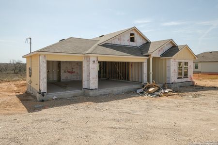 New construction Single-Family house 116 Reno Trl, Floresville, TX 78114 Kingsley- photo 1 1