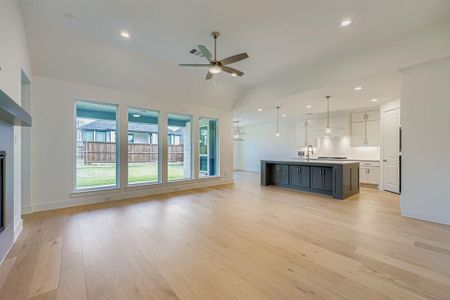 New construction Single-Family house 1817 Flowerfield Ln, Mansfield, TX 76063 plan Plan 1681 - image 15