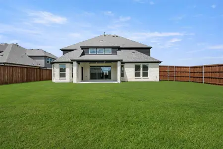 New construction Single-Family house 2014 Whisperwood Wy, Midlothian, TX 76065 plan Northcrest FSW w/ Media - image