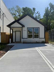 New construction Single-Family house 7816 Beckley St, Houston, TX 77088 null- photo 0