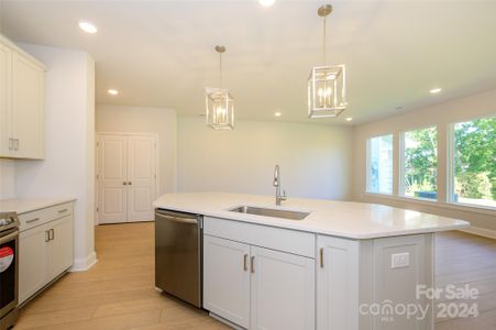 New construction Townhouse house 116 Halite Ln, Waxhaw, NC 28173 The Mecklenburg II- photo 8 8