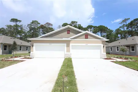 New construction Single-Family house 2715 Kinsale Ln, Ormond Beach, FL 32174 plan CAMBRIDGE VILLA - image