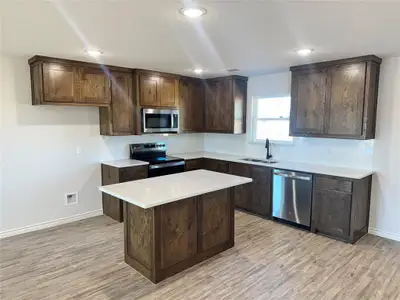 New construction Single-Family house 1008 Morgan Ct, Springtown, TX 76082 - image