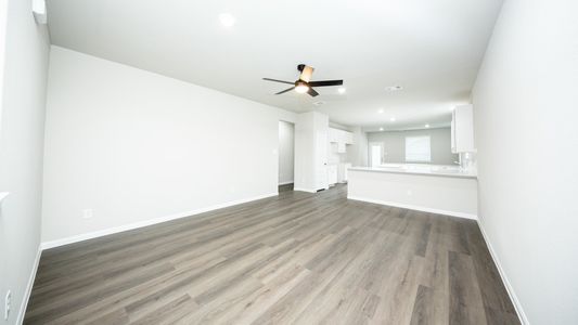 New construction Single-Family house 14031 Mount Hunter Dr, Willis, TX 77318 plan The Redbud - image 14