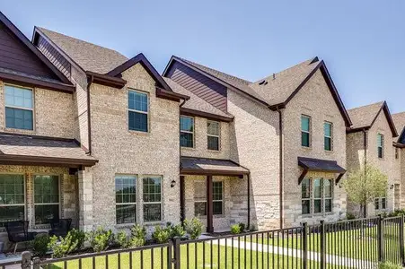 New construction Townhouse house 5912 Bursey Rd, Watauga, TX 76148 - image
