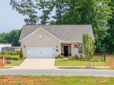 New construction Single-Family house 3006 Constitution Ln, Gastonia, NC 28056 null- photo 0