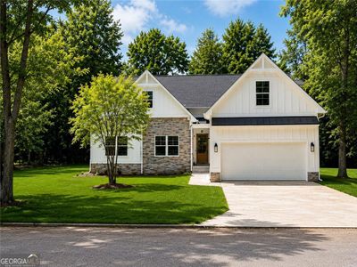 New construction Single-Family house 875 Lynn Ave, Jefferson, GA 30549 - image