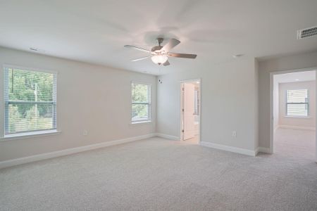 New construction Single-Family house 95 Providence Creek Dr, Fuquay Varina, NC 27526 Redwood- photo 5 5