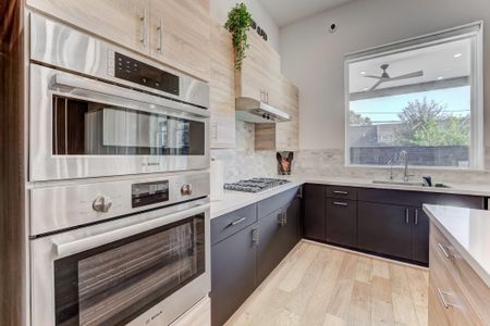 New construction Single-Family house 3406 Asher Landing Ln, Houston, TX 77080 - image 9