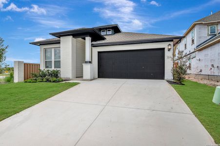 New construction Single-Family house 164 Radnor Rd, New Braunfels, TX 78130 plan The Flora - image