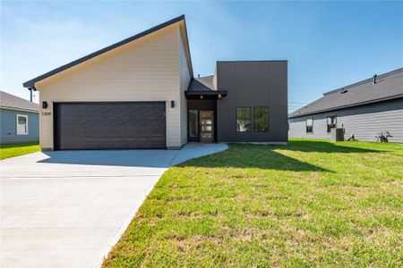 New construction Single-Family house 1304 Sailfish Dr, Bay City, TX 77414 - image