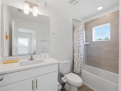 New construction Single-Family house 712 Reflection Lake Dr, Orlando, FL 32807 - image 13