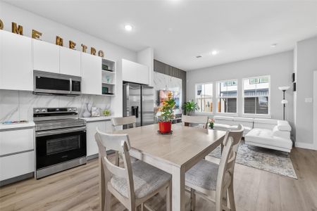 New construction Single-Family house 6702 Metro Blvd, Unit 2, Houston, TX 77083 - image 16