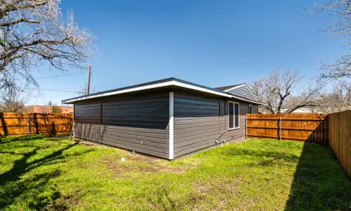 New construction Single-Family house 2001 6Th St, Brownwood, TX 76801 - image